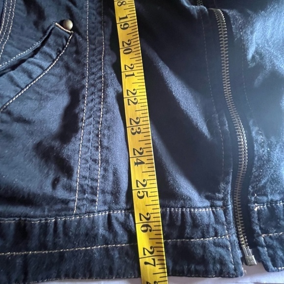 Avenue women’s Y2K plus size denim 90’s layering jacket.  Size 18/20 - Picture 10 of 10